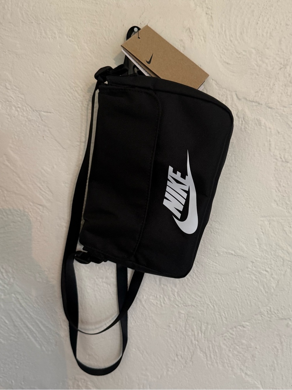 Nike Sportswear Futura 365 Crossbody Bag Black CW9300-010 NWT